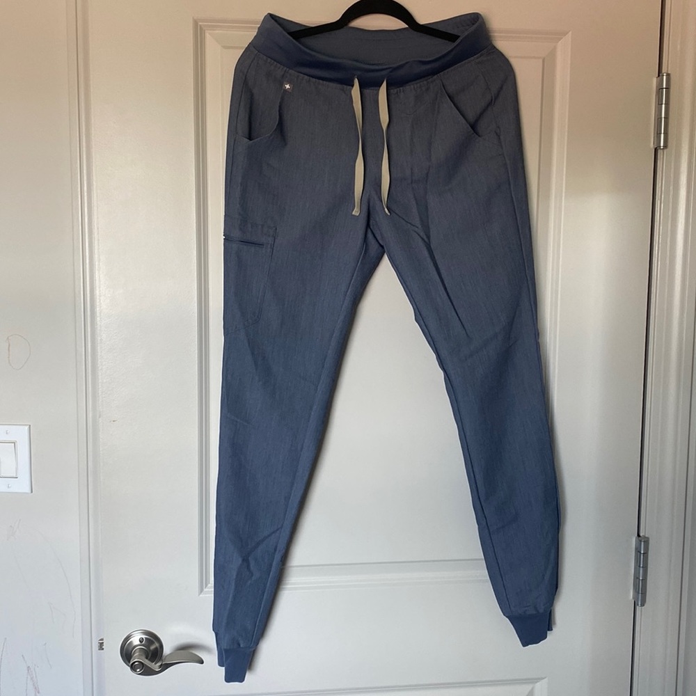 figs joggers